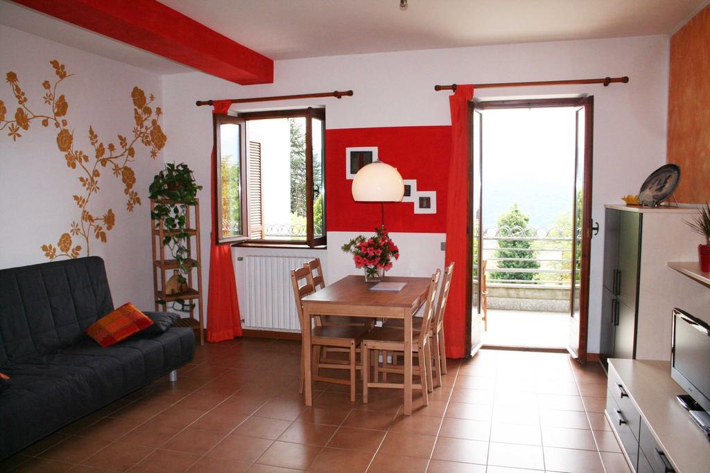 Casa delle Ortensie Apartamento Luino Habitación foto